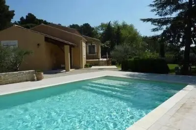 Image de Maison de 170m2  au pied du Luberon, avec vue imprenable.