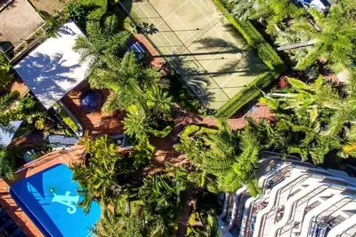 Image de Aristocrat Apartments