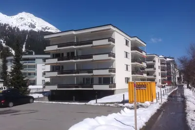 directement à l'emplacement central Jakobshornbahn pour les athlètes et piétons