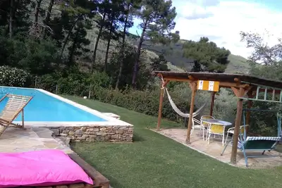 Image de La maison de souvenirs: maison de campagne avec piscine, oliveraie, verger et vignoble