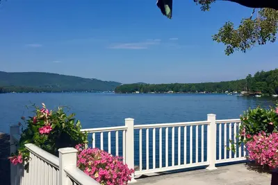 Image de Island Paradise sur le lac Winnepasaukee - Bateau Obligatoire
