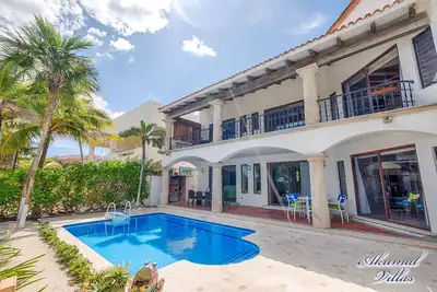 Image de Elégant South Akumal 5 chambres en bord de mer Villa, vacances en famille parfaite!
