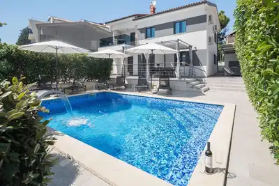 Image de Superbe maison à Banjole avec WiFi