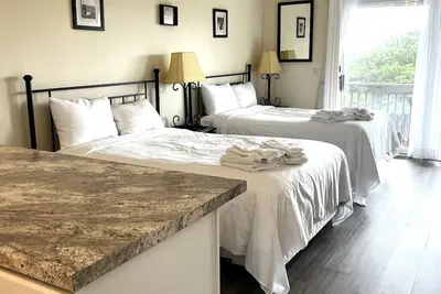 Image de Unit�� 22 - Efficacité de luxe au 2e étage, terrasse privée avec vue lointaine sur la baie