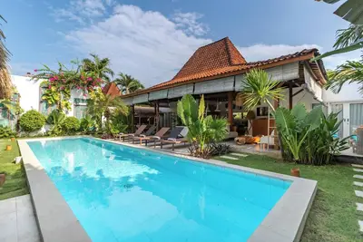 Image de Villa grand groupe à Seminyak pour 24 pax