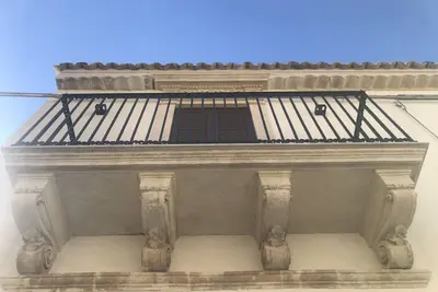 Image de Vico Alloro, Créativité et Style: Maison Historique De La Fin 800