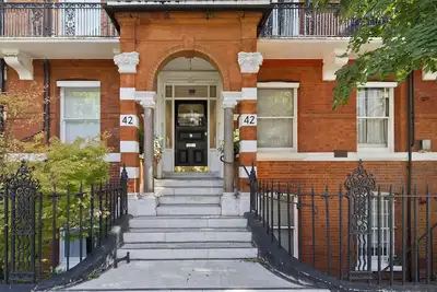 Image de Jusqu'à 20% de réduction - Old Kensington Glamour. - Appartement 2 chambres, pour 5 - Veeve