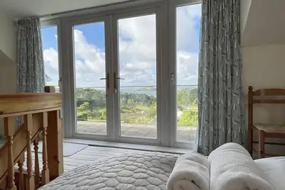 Image de Pentref, St Just in Roseland with beautiful views