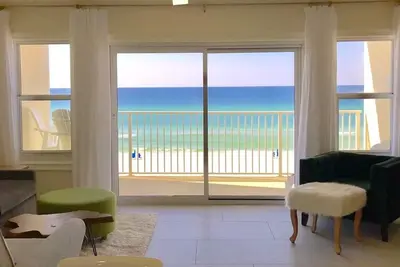 Image de Condo en bord de mer, 1 très grand lit + coin superposé, 2 bains (4-6 personnes)