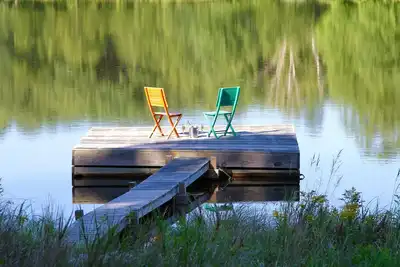 Image de Escapade contemporaine au bord du lac * Renseignez-vous sur le tarif spécial d'automne * Moins de 2 heures Nyc