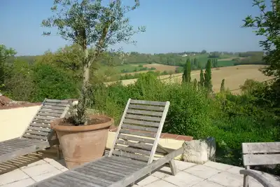 Image de Belle maison, piscine privée et vues magnifiques de la campagne gersoises