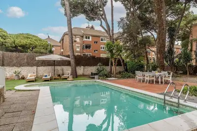 Image de Villa catalane, piscine privée & jardin près de la plage