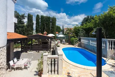 Image de Appartement de vacances Malinska pour 1 - 5 personnes avec 2 chambres à coucher - Appartement de vac