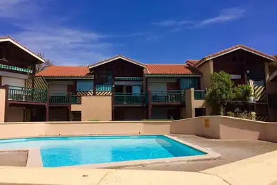 Image de A 2 minutes de la plage du Santocha - Piscine - Terrasse - Parking
