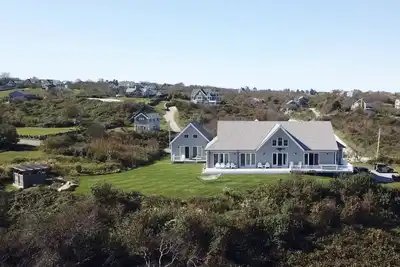 Image de La maison MyLife | Block Island | Spacieuse nouvelle maison avec vue imprenable sur l'océan