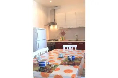 Image de Appartements à 400 mètres de la mer avec une vue panoramique. 1er étage via Frasciule