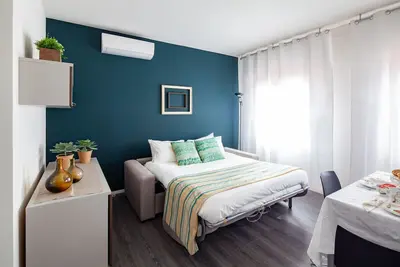 Image de Détendez-vous dans cet appartement confortable et glamour