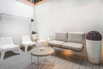 Image de White Center Apartment by Hello Homes Sitges