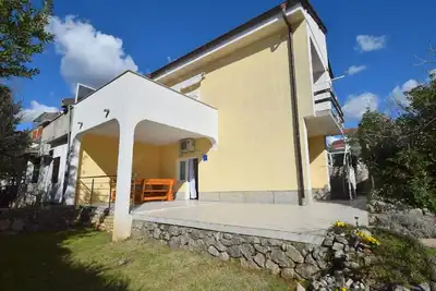 Image de Appartement de vacances Krk (Stadt) pour 1 - 4 personnes avec 2 chambres à coucher - Appartement de