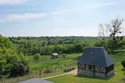 Image de Bergerie Authentique Ou La Petite Maison Dans La Prairie