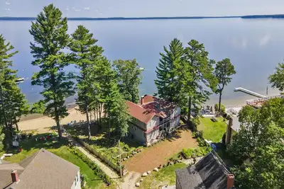 Image de RÉSERVATION Villa Shiloh pour 2020: retraite de luxe rustique sur le lac Sebago!