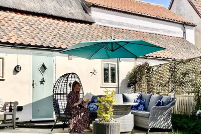 Image de Thatched Beach Cottage - Sea Palling - famille et chien amical (Nouveau 2017)