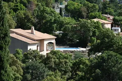 Image de Golfe De St. Tropez, Jolie Villa Avec Piscine, Calme, Luxueux