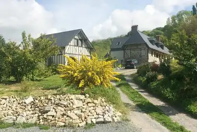 Image de Maison Honfleur à 5 minutes, face au Pont de Normandie \"La Rivière Saint Sauveur
