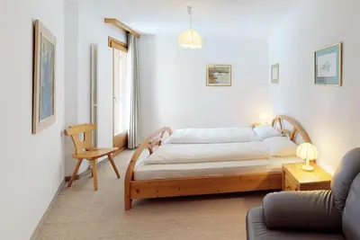 Image de Emplacement attrayant sur le lac