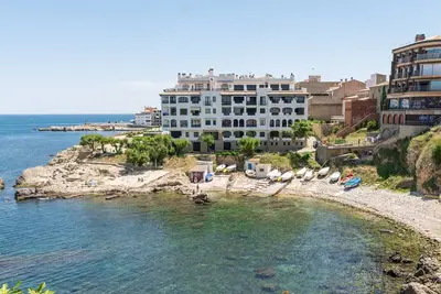 Image de Gardenia: Maison à louer de vacances avec jardin et piscine communauté