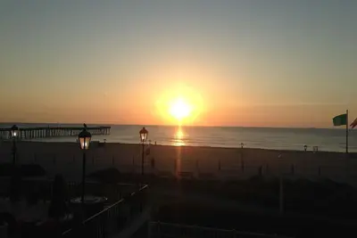 Image de Va Beach 11-18 mai Lg 2 Br 2 Bath condo Direct Waterfront