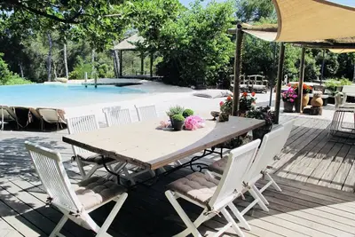 Magnifique villa avec piscine unique à 10 minutes du centre