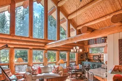 Image de Magnifique maison en rondins