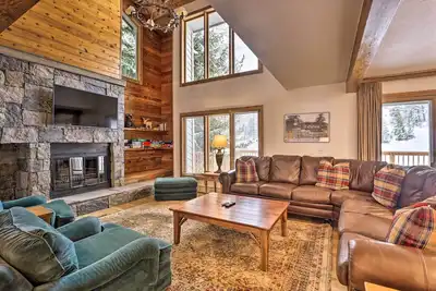 Image de Maison haut de gamme sur le parcours de golf EagleVail avec bain à remous!