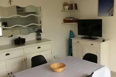 Image de pavillon agréable dans quartier très calme.