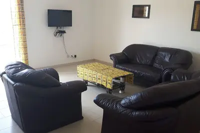 Image de Appartement spacieux avec terrasse ensoleillée