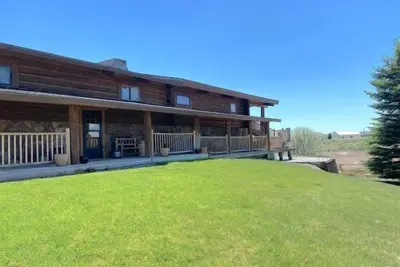 Image de Arabian Lane Lodge espace pour tout le monde et une vue!