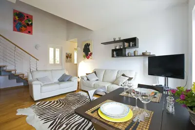 Image de Appartement galerie exceptionnel de 3 chambres dans les anciens spas de Ghiffa