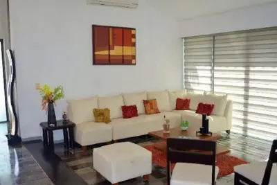 Image de Casa Ritz·Large House-walking to beach-10 guests!