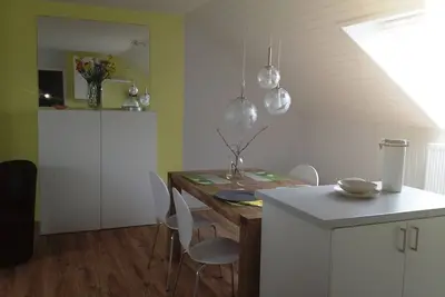 Image de Top loft apartment - 2. 4 km center, green and quiet - bus 150 m