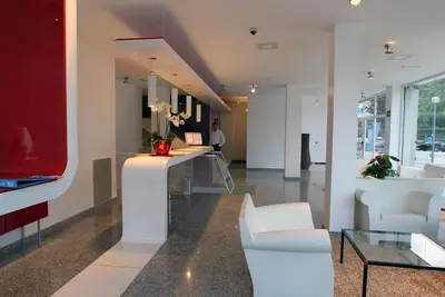 Image de Appartement (3 Adultes + 2 Enfants) Vue Piscine