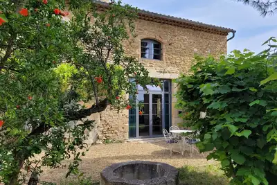 Image de Mas en Pierres avec Jardin & Piscine en Drôme Provençale