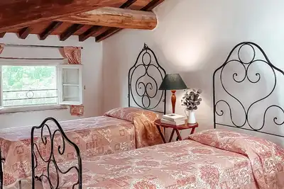 Image de Appartement de vacances situé dans une villa toscane avec piscine située au coeur de la Versilia
