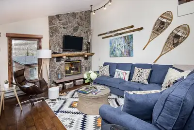 Image de Magnifique Condo East Vail w / vue imprenable, accès navette gratuite, bain à remous