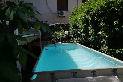 Image de Villa Avec Piscine Hors Du Terrain