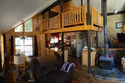 Image de Truckee Adventure Cabin près de Resorts + Restaurants