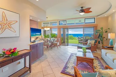 Image de La cuisine du chef de luxe convient à tous les gourmands! Cette vue sur l'océan, villa de niveau platine a tout.