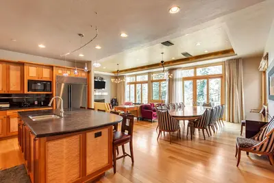 Image de Blackjack Ridge Home # 2: 5 Br / 4. 5 Ba house à Alta, 16 personnes