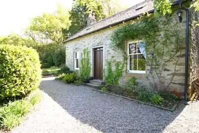 Image de Cottage traditionnel de Springburn, Loch Fyne Ă 50m, pour 5 personnes