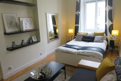 Image de Jolie chambre centrale de 6 chambres / 3 salles de bain
